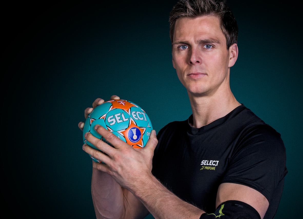 Filmplus-Hans-Lindberg-select-Ultimate-handball Hans Lindberg profile Ultimate in hand